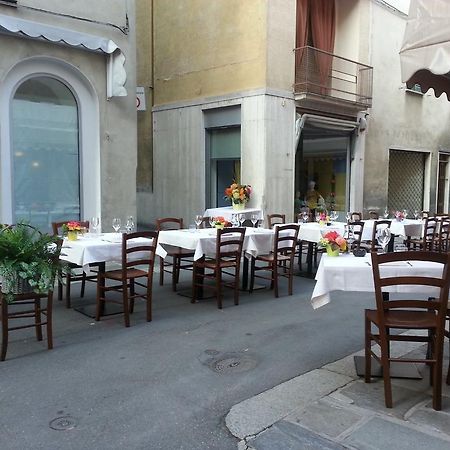 Locanda San Fiorenzo Fiorenzuola dʼArda Exterior foto