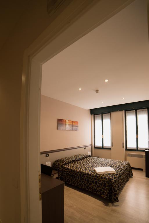 Locanda San Fiorenzo Fiorenzuola dʼArda Exterior foto