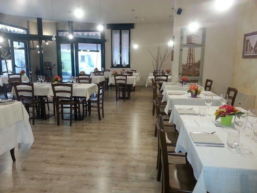 Locanda San Fiorenzo Fiorenzuola dʼArda Exterior foto